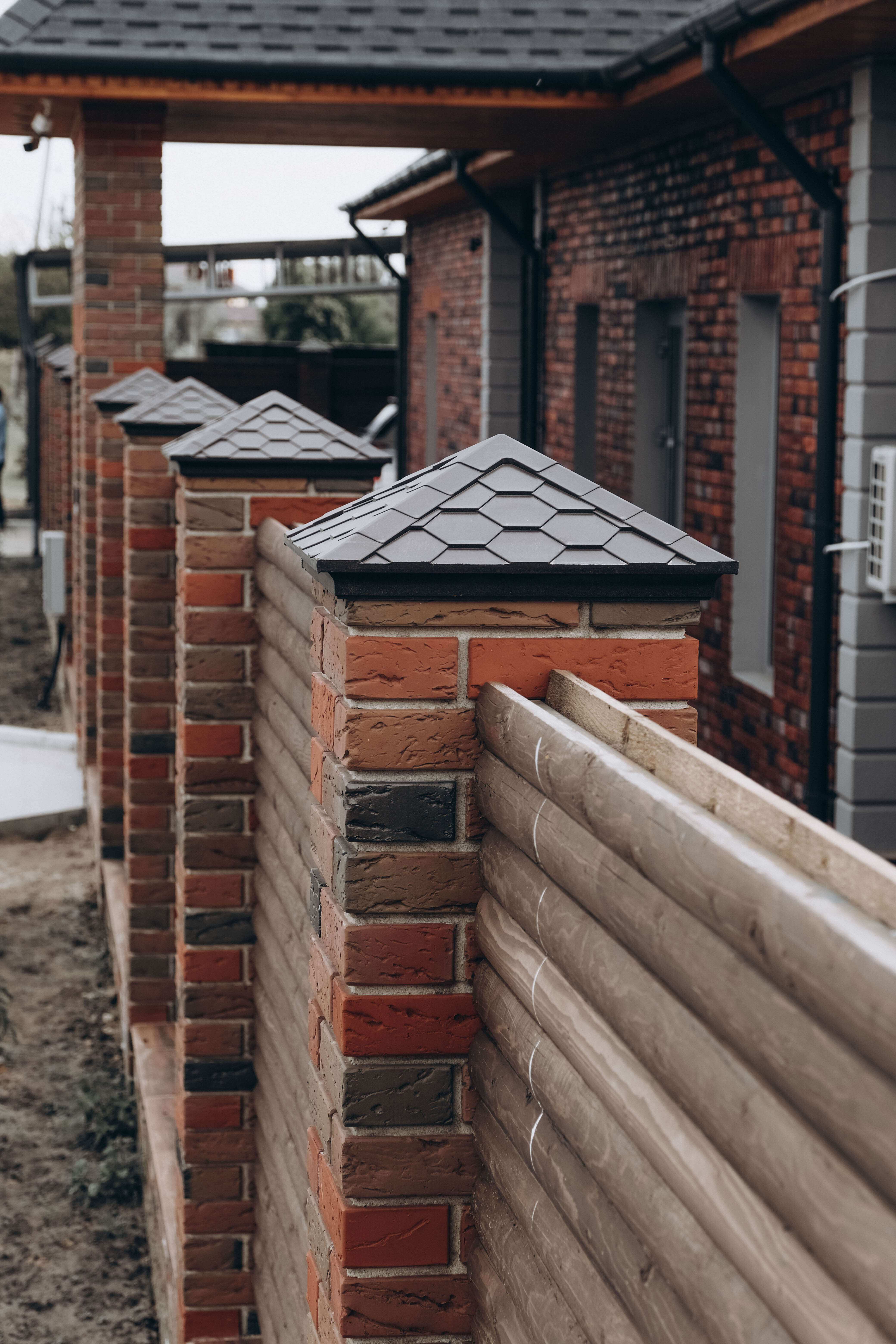 Колпак Zking Эверест Коричневый на столб 1.5х1.5 кирпича (390х390мм) в Абакане фото